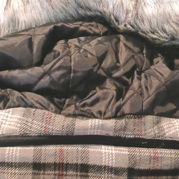 Sonoma "Life & Style" Plaid Vest with Detachable Faux Fur Trimmed Hood Size XL - Picture 7 of 7